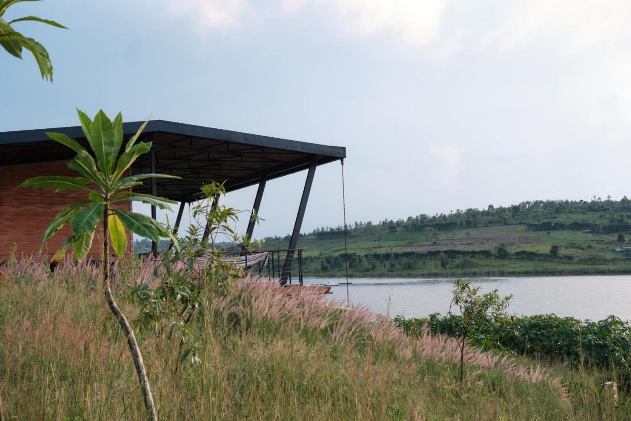 Umva Muhazi Exterior foto